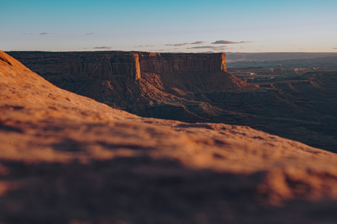 Golden Canyon Sunset Wallpaper