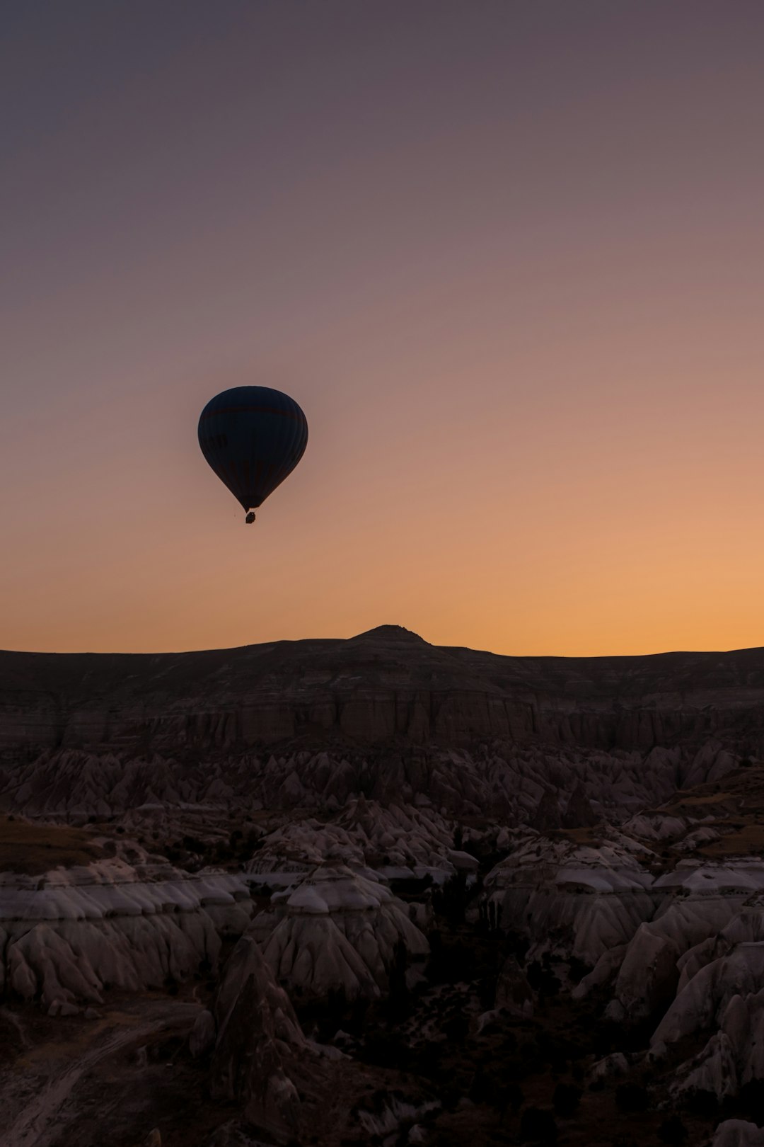 Sunrise Balloon Valley Wallpaper