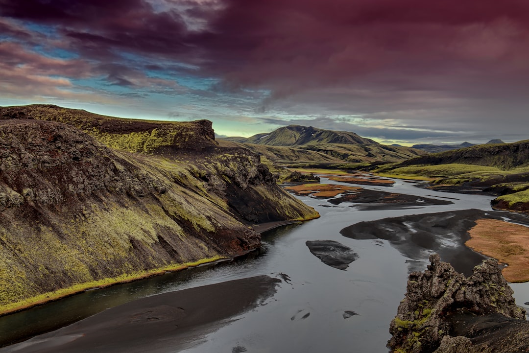 Iceland Cliff Coast Wallpaper