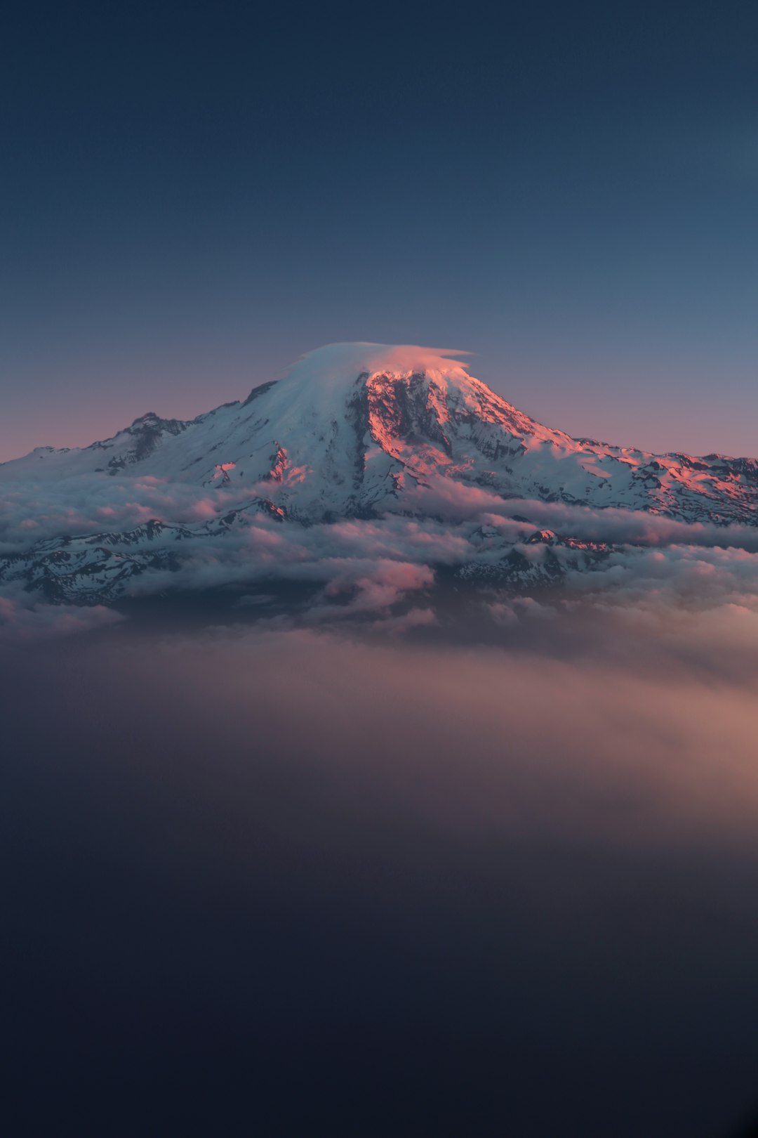 Mount Rainier Sunset Wallpaper