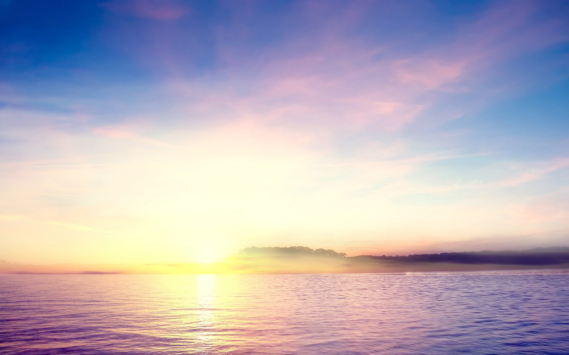 Sunlit Sky And Water Wallpaper