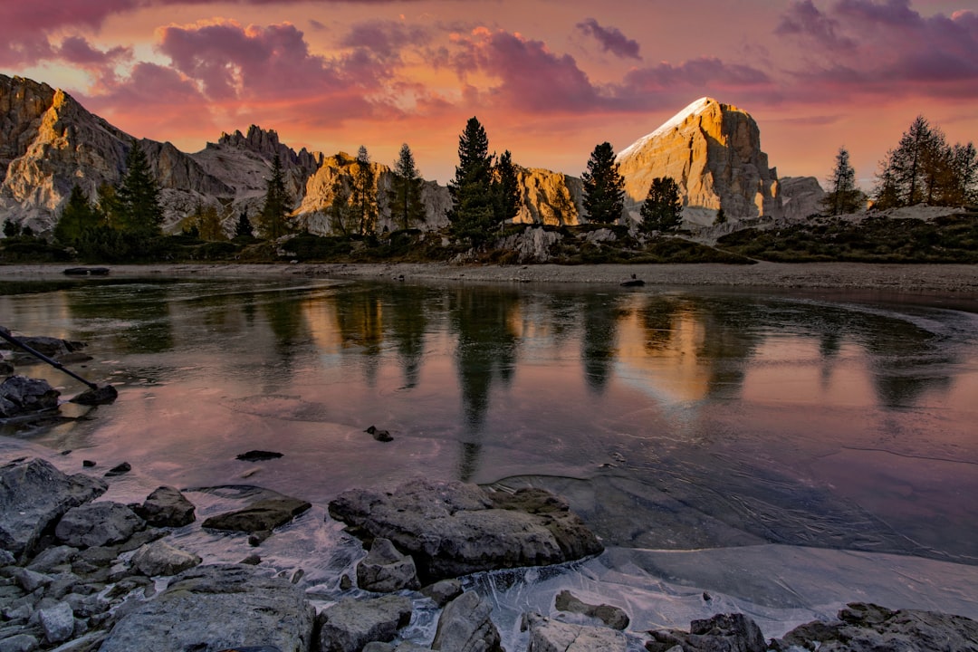 Frozen Cortina Alpine Sunset Wallpaper