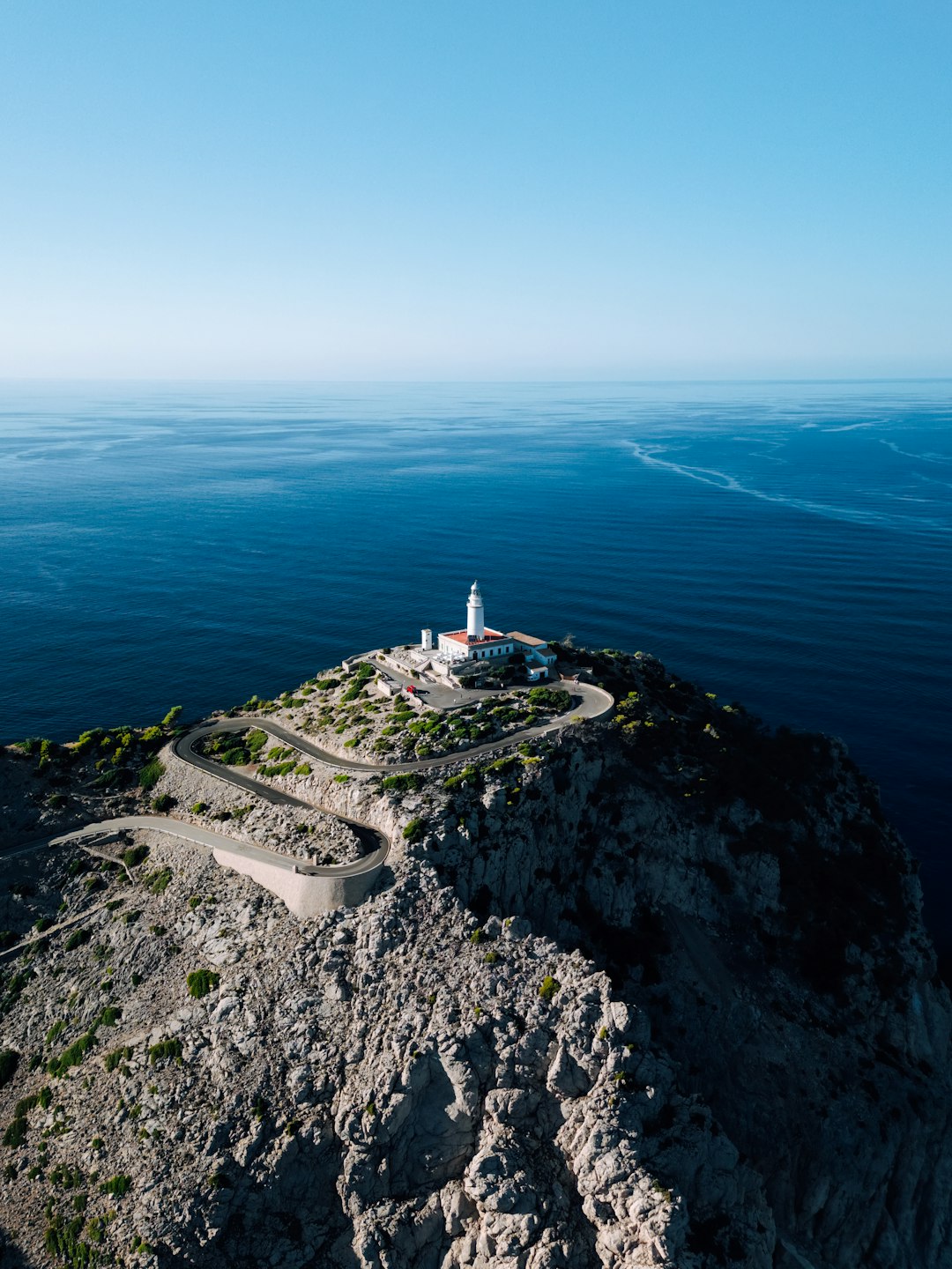 Formentor Lighthouse Horizon Wallpaper