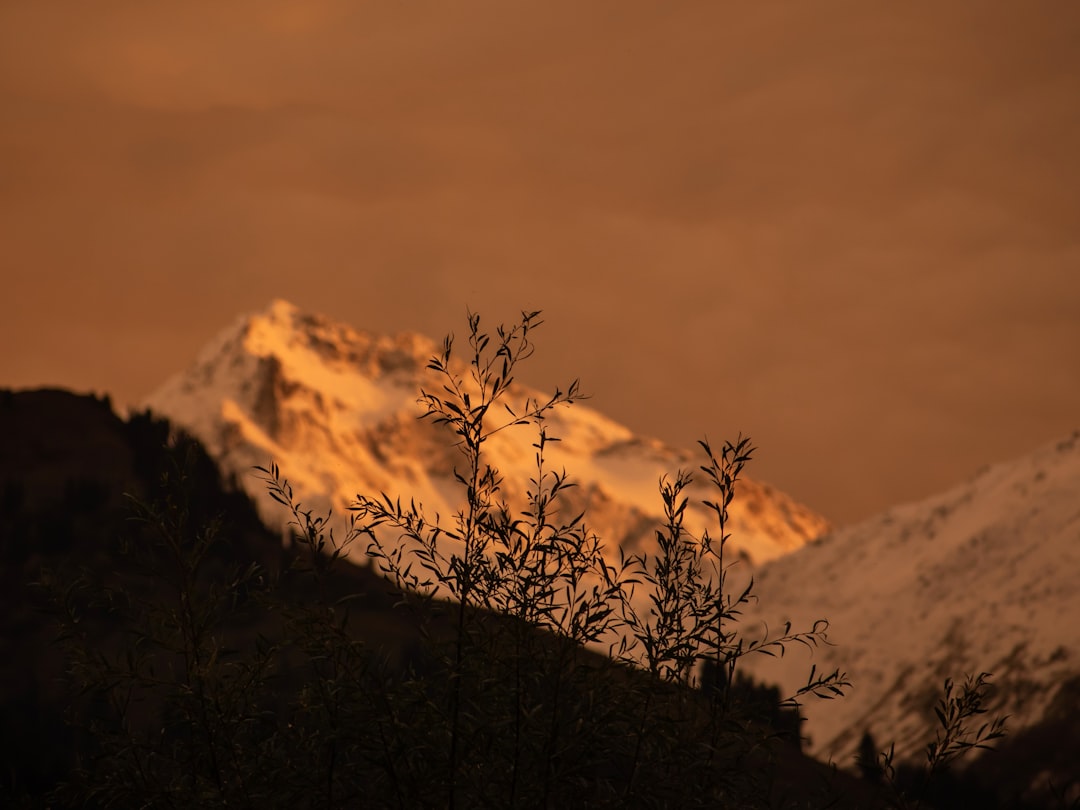 Himalayan Peaks Red Sky Wallpaper