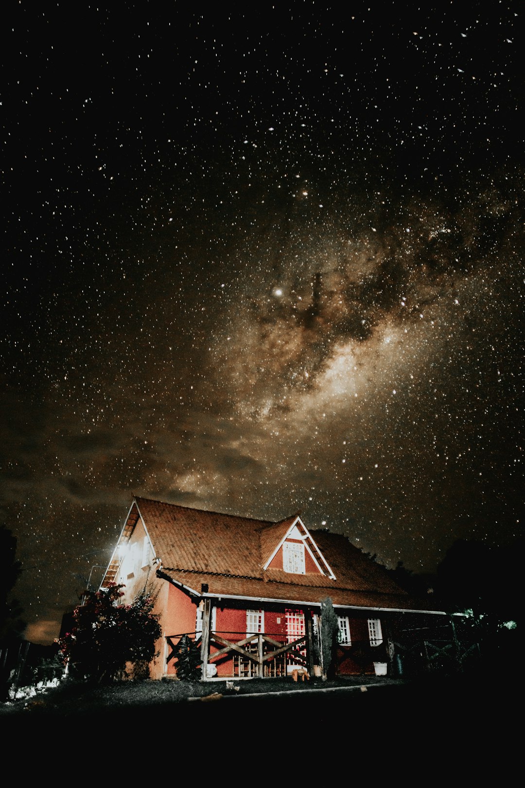 Starry Countryside Shelter Wallpaper