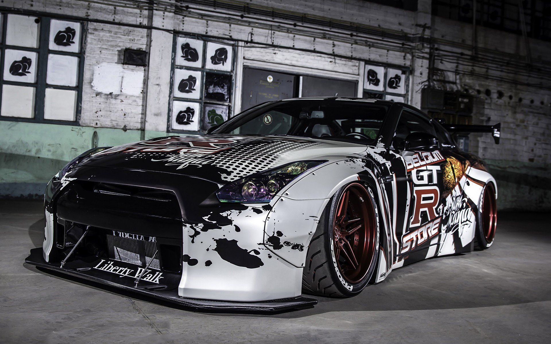 Stanced Nissan GT-R Wallpaper