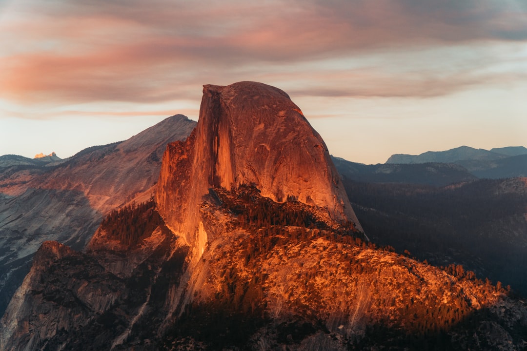 Yosemite Brown Cliff Wallpaper