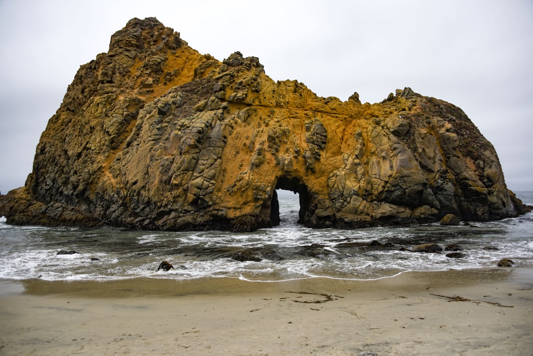 Pfeiffer Beach Rocks Wallpaper