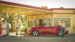 Community Photos - Volkswagen New Beetle Couple Wallpaper