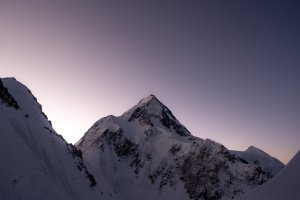 Editor's Choice - Snowy Mountain Sunset Wallpaper