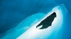 Editor's Choice - Arctic Iceberg Sea Wallpaper