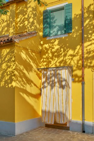 Collector's Choice - Burano Italy Travel Wallpaper