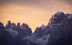 Collector's Choice - Madonna Di Campiglio Sunrise Peak Wallpaper
