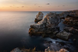 Collector's Choice - Sunrise Cliffs Bulgaria Wallpaper