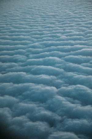 Collector's Choice - Grey Cloud Horizon Wallpaper
